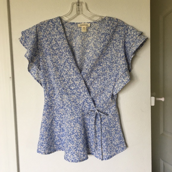 Monteau Tops - MONTEAU•Frilly blue top, white flower pattern